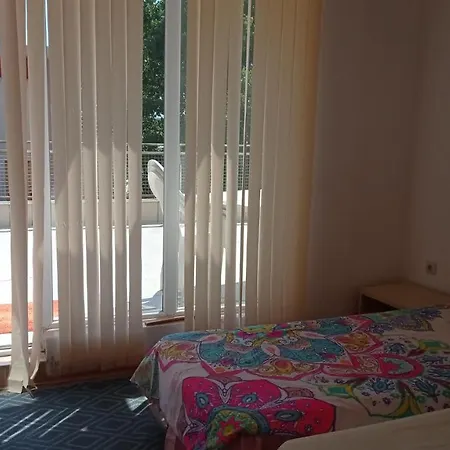 Apartment Sunny Huge With 2 Big Rooftop Balconies Just Across Supermarket Mladost *